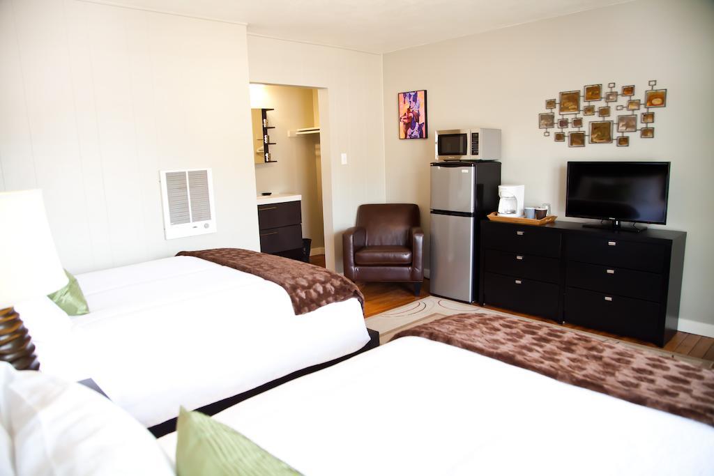 The Flagstone Boutique Inn & Suites Канаб Номер фото